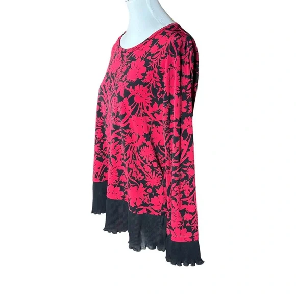 Michael Kors Women's Red And Black Floral Raspberry Tunic Top XL - Picture 2 of 11